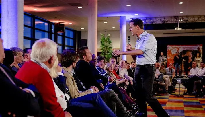 rutte legt afwachtende kiezers plannen uit 715x408