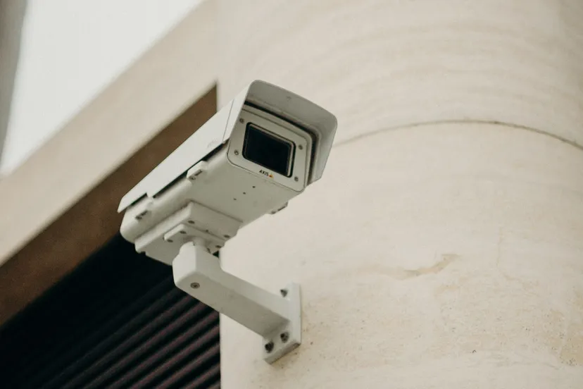 white security camera 3205735 e1577964638332