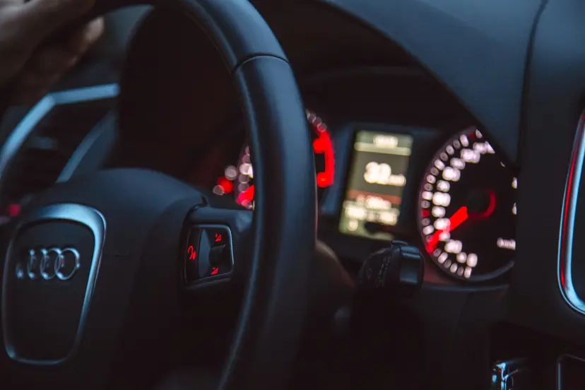 auto-rijden-audi-scaled