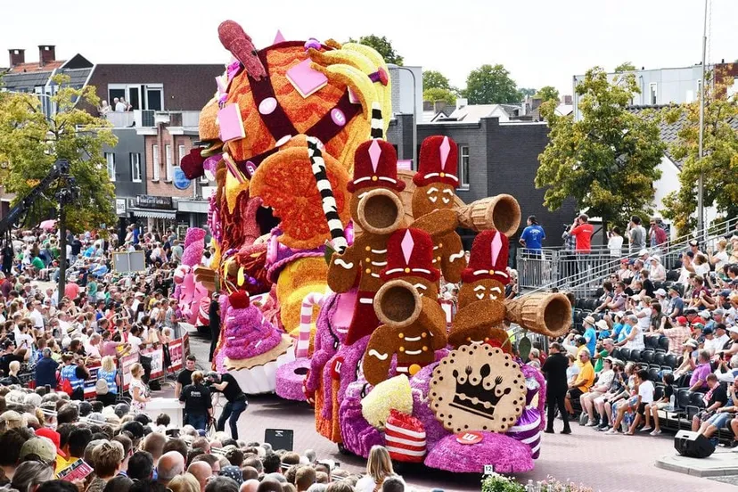 20220904 zundert corso lhs3923