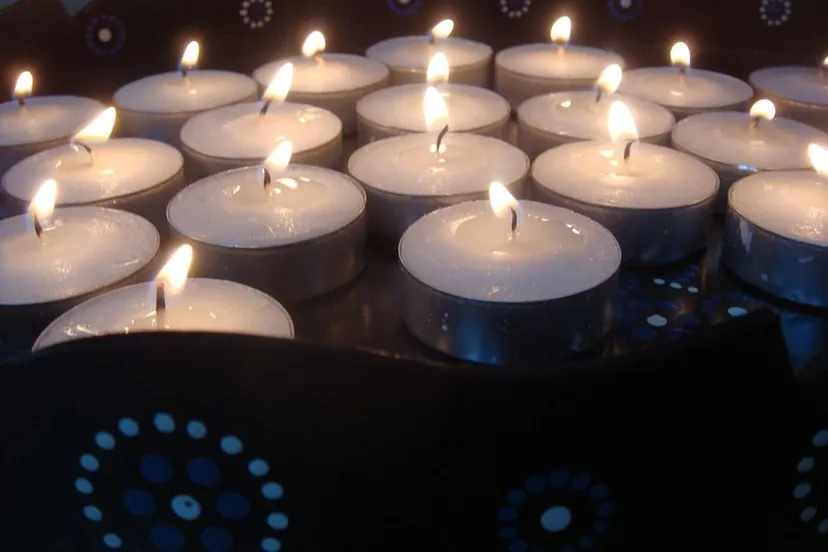 candles 705264 960 720