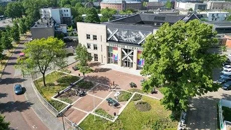 voorplein stedelijk gym breda
