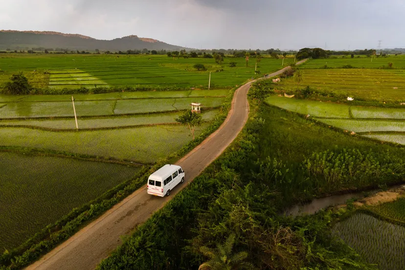 RS3204_MIVA ambulance