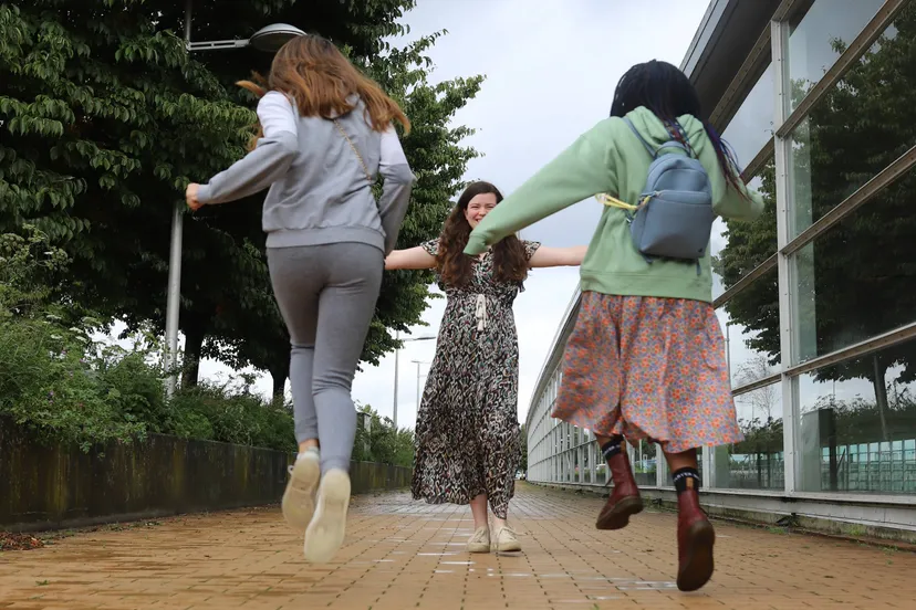 dJzzfMzLRZKDEidzA810jK9ih7LVnQhyzTMS7WO1