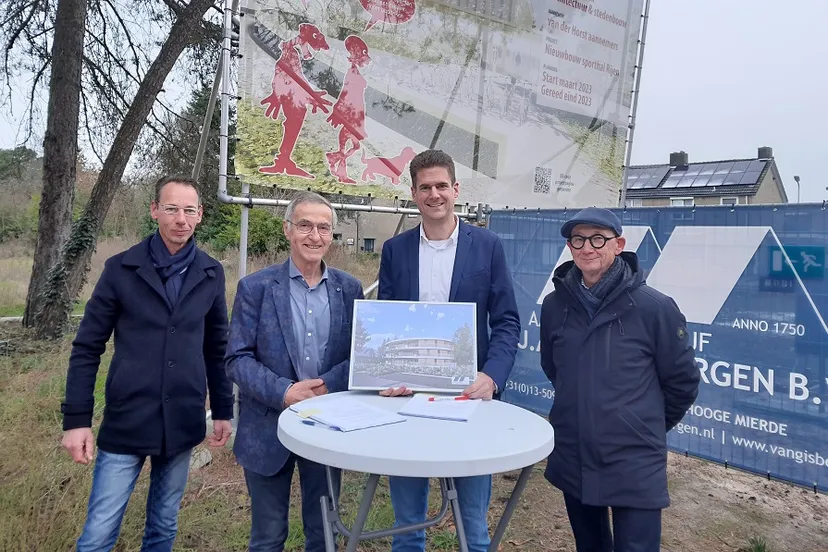 2023 12 04 ondertekening overeenkomst woongebouw bij sporterijen foto janneke visser ja van gisbergen 2