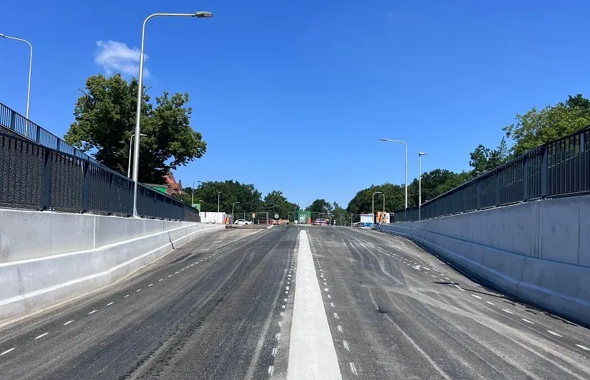 449610754 870523501778262 7365283796445625343 n