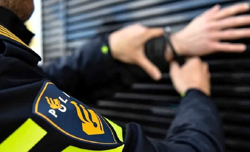 aanhouding boeien0071