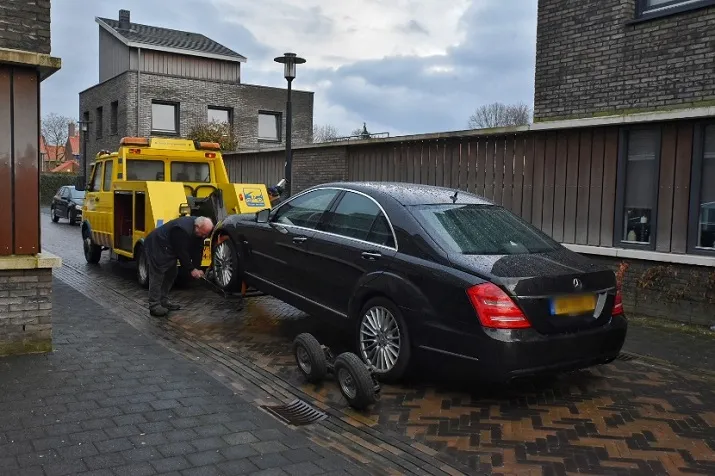 auto in beslag rijen