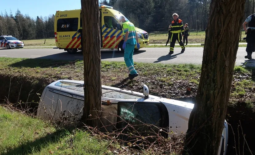 auto in sloot gilzeweg