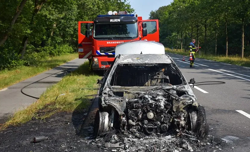 autobrand rijksweg rijen