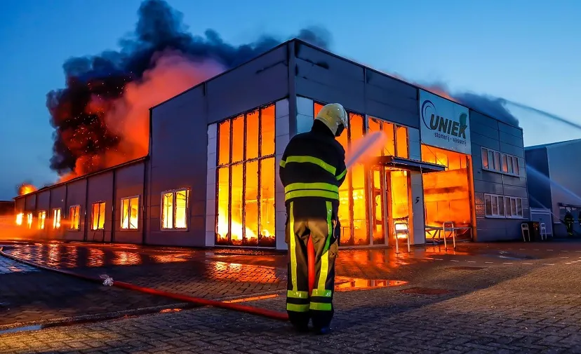 brand raamsdonksveer