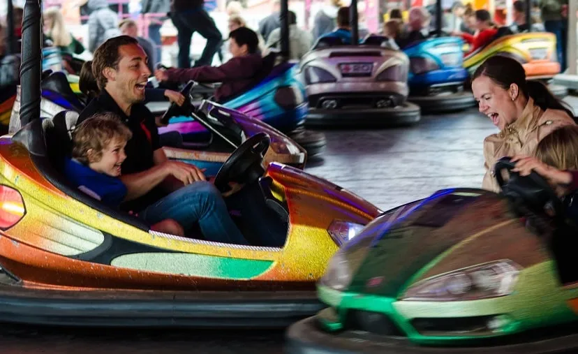 bumper car 2369930 1920