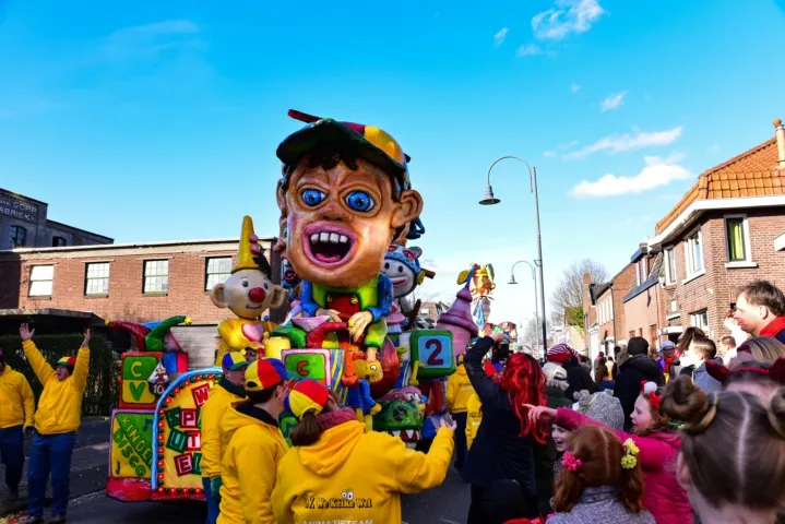 carnaval rijen 6