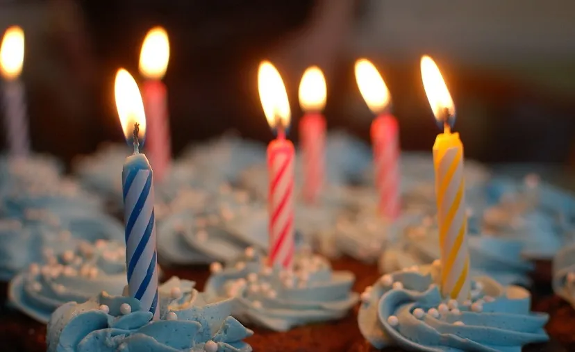 cupcakes 380178 1280