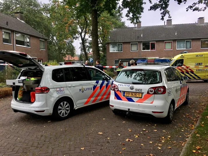 dode man houtelaar rijen