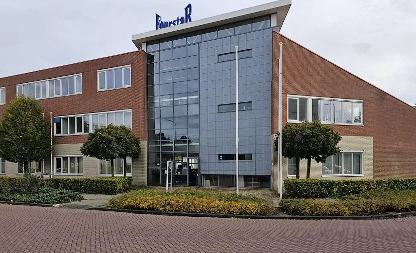 fotofourstarpanddef24809