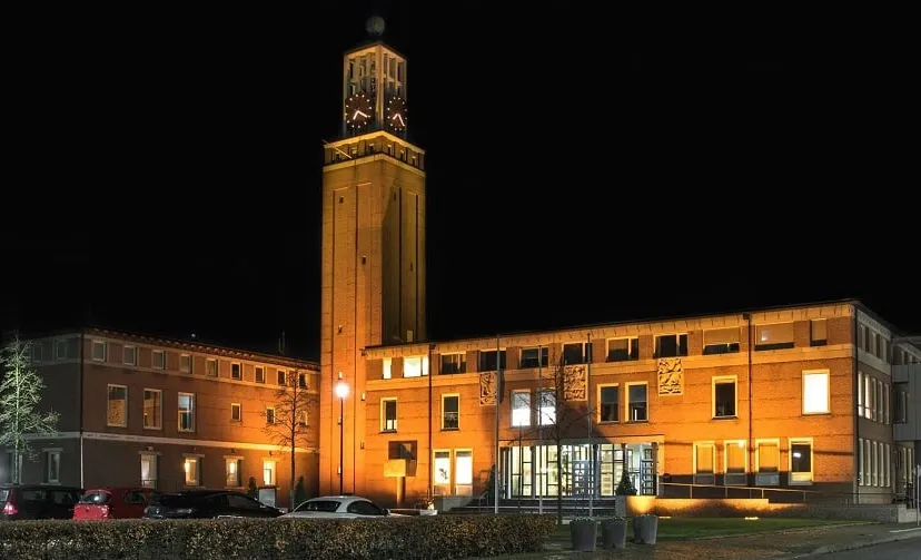gemeentehuis oranje