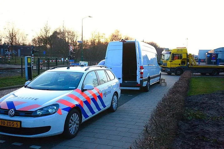 gestolen bestelbus rijen
