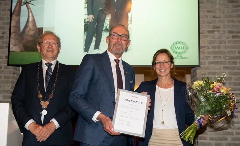 gouden gemeentespeld voor oud wethouder rolph dols