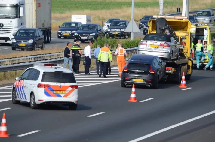 lange file door ongeluk a58 tilburg gilze