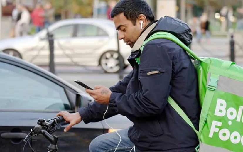 man gcb76e5f04 640 915x518 1