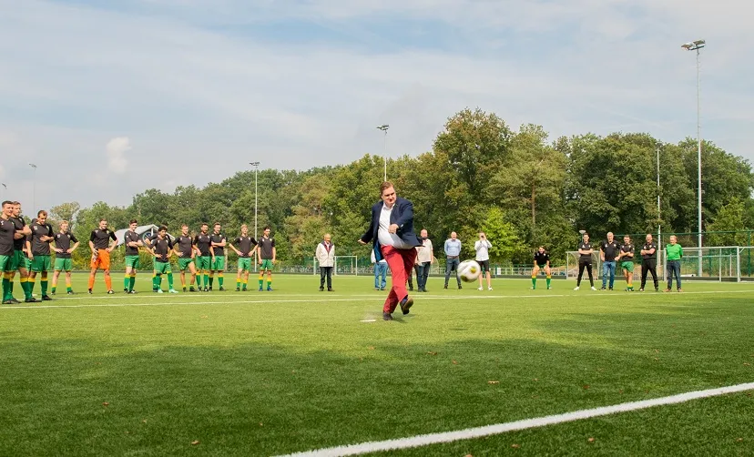 nieuw grasveld