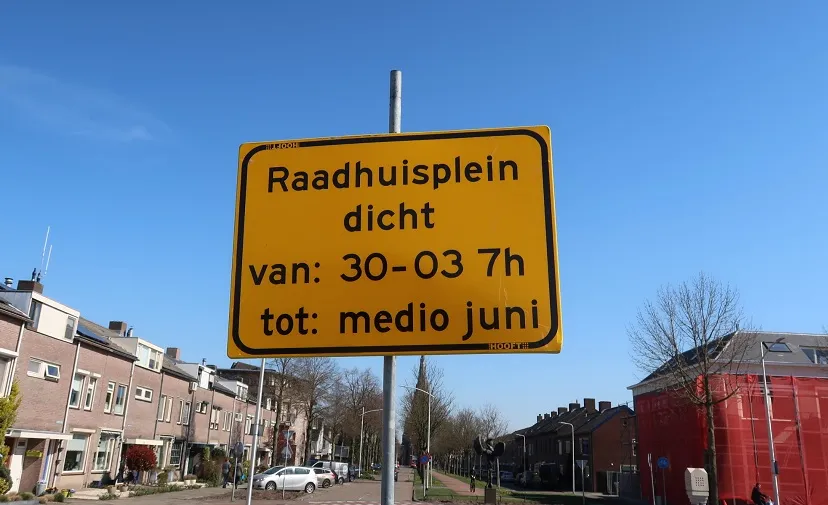 raadhuisplein bord