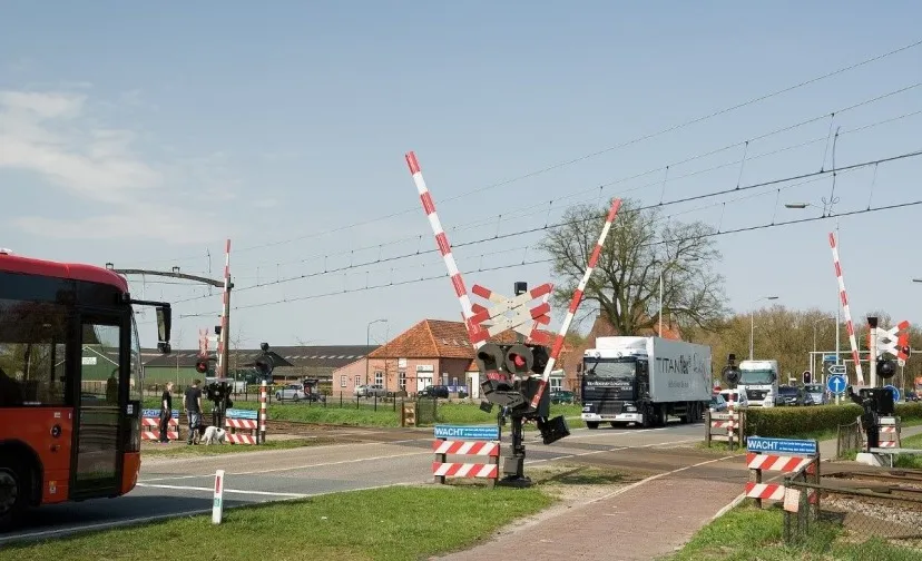 spoorwegovergang oosterhoutseweg
