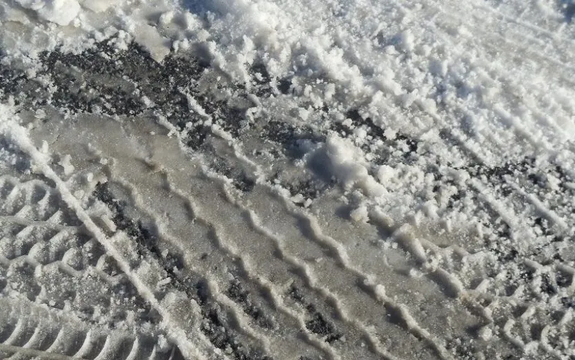 tire tracks 497461 1920 1 915x518 1