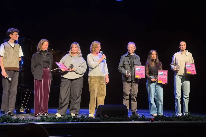 598696110_18419819347141321_5385761267417811166_n e