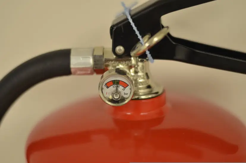 daniel1606-powder-apparatus-1750257