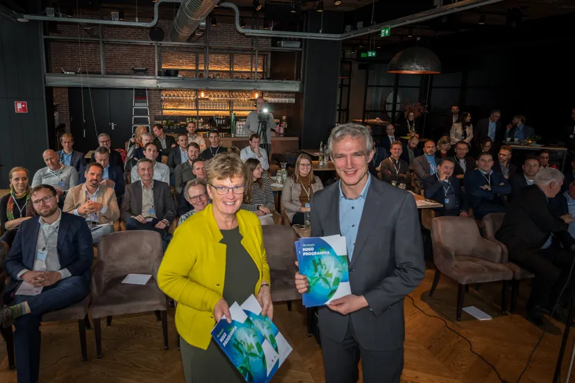 foto 1 overhandiging vervolgstrategie h2go