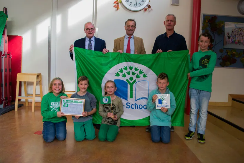 groene vlag voor daltonschool 5