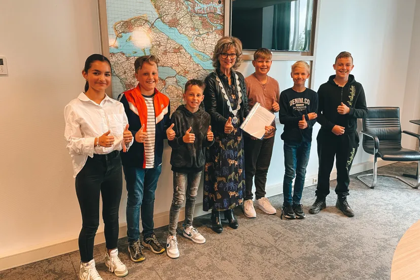 handtekeningen skatebaan melissant