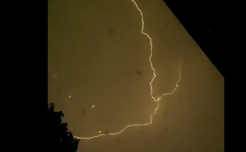 onweer flits sommelsdijk