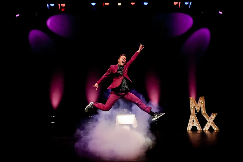 1920 tc max van den burg f jaap reedijk liggend 1