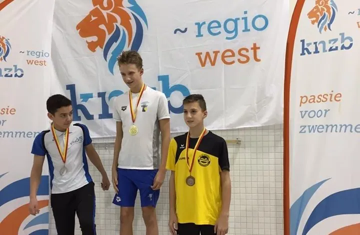 2019 11 16 regio kampioenschappen laurens kalle 3e op 400m wisselslag e1574074675797