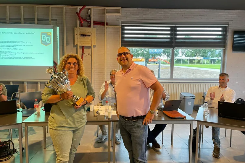 454f7355 c9cc 47d4 8c53 d65164d6850a