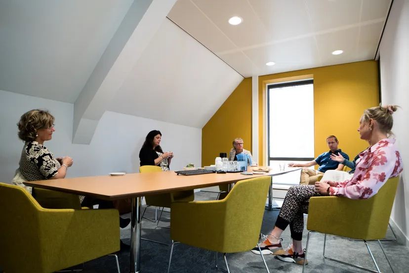 bezoek burgemeester go aan vwb