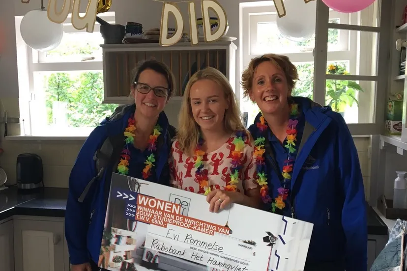 bijgesneden foto evi miranda eline