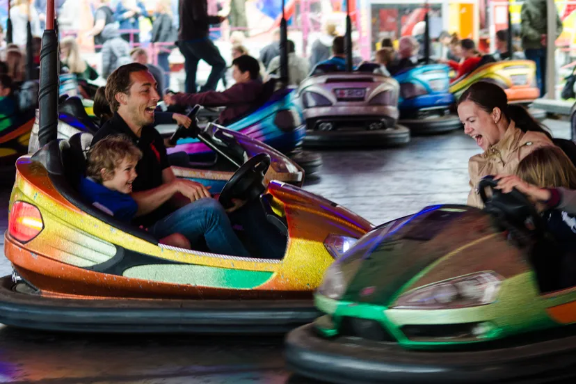 bumper car 2369930 1920