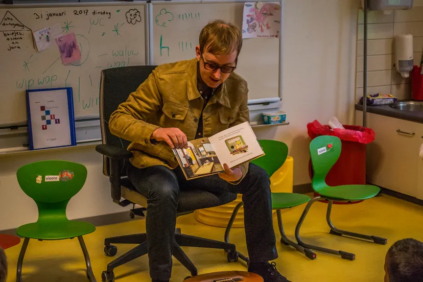 dave von raven leest voor 5