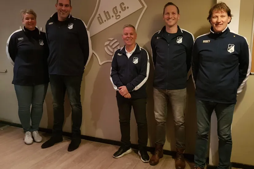 dbgc gaat verder met jordi smit en volledige technische staf