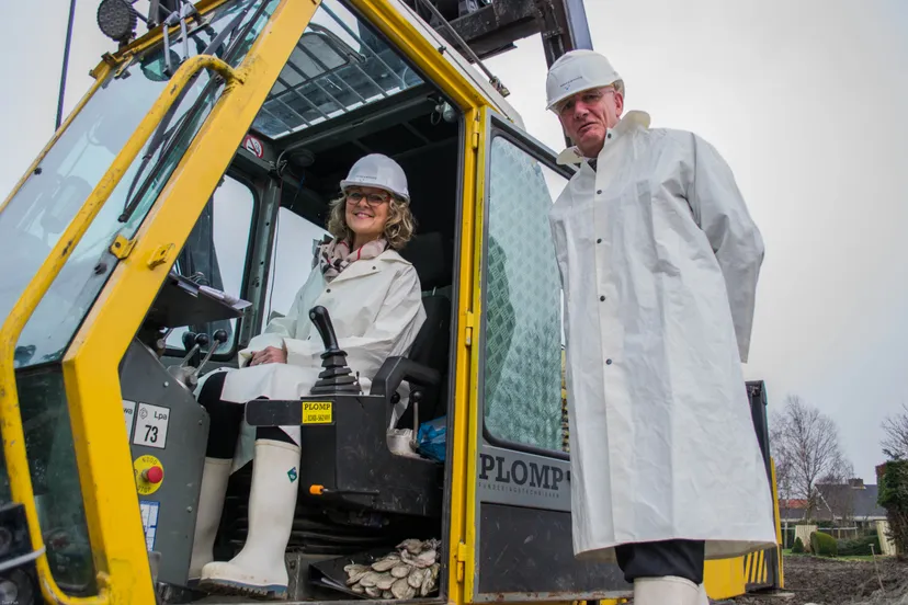 eerste nom paal dirksland 1