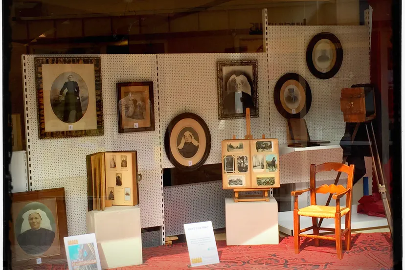 etalage van der kamp juli 2015