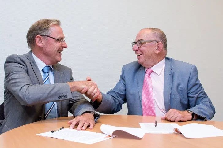 foto persbericht ondertekening 2 juli 2015 maasstad van weel bethesda
