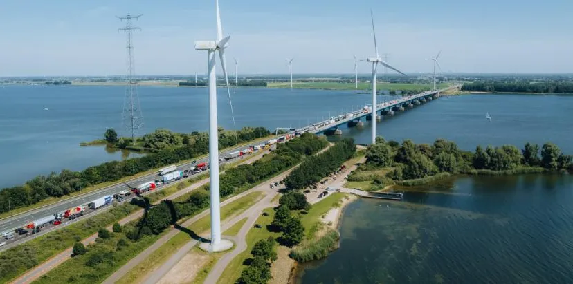 haringvlietbrug drukte verkeershinder