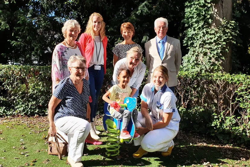 nieuw speeltoestel voor kinderafdeling van weel bethesda ziekenhuis