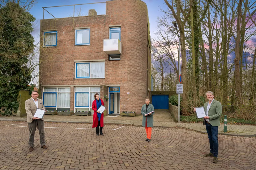 ondertekening overeenkomst tussenvoorziening hobbemastraat