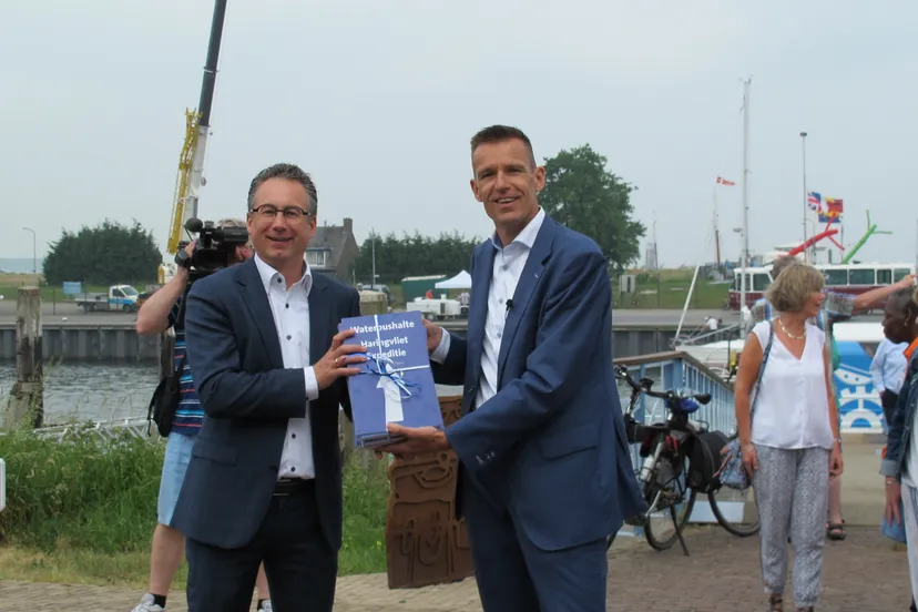 ontvangst waterbusvlag